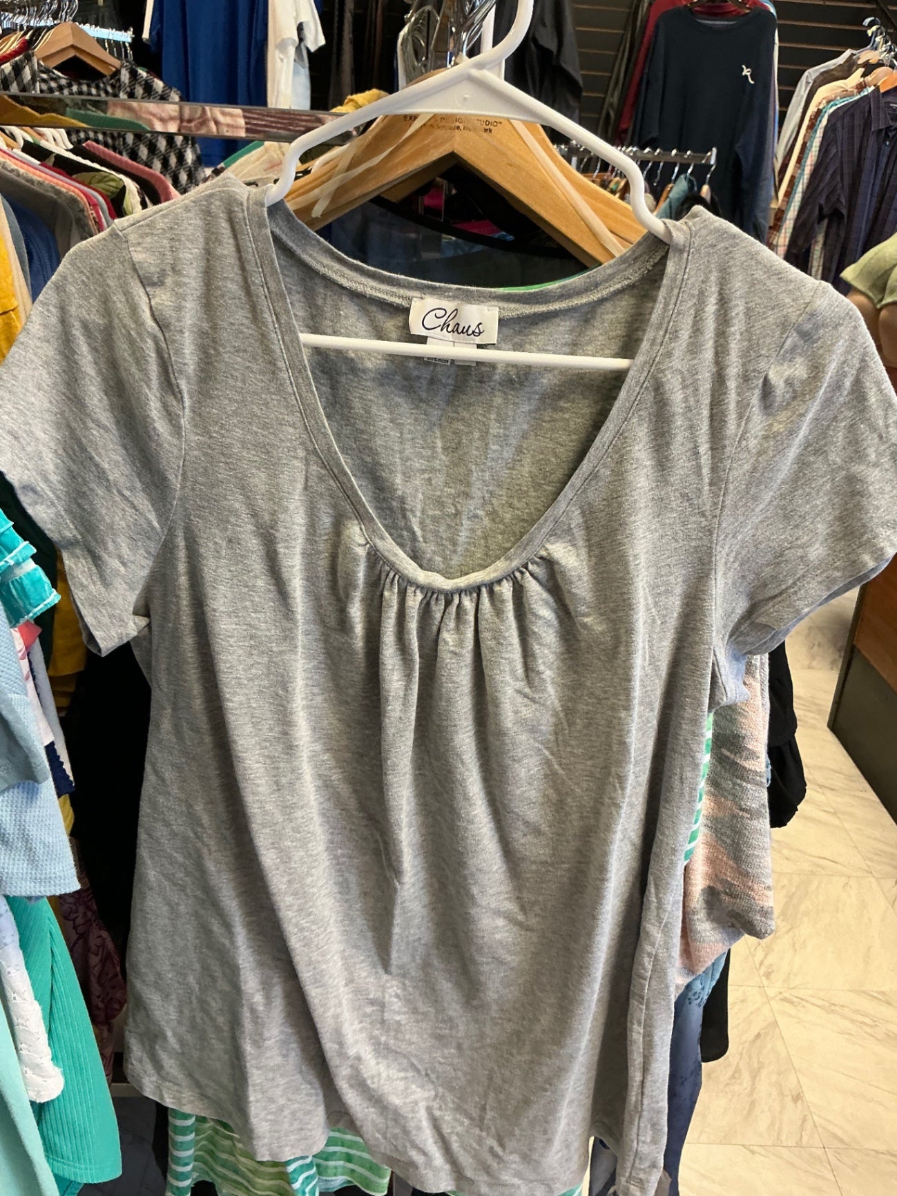 Chaus T-Shirt XL Gray