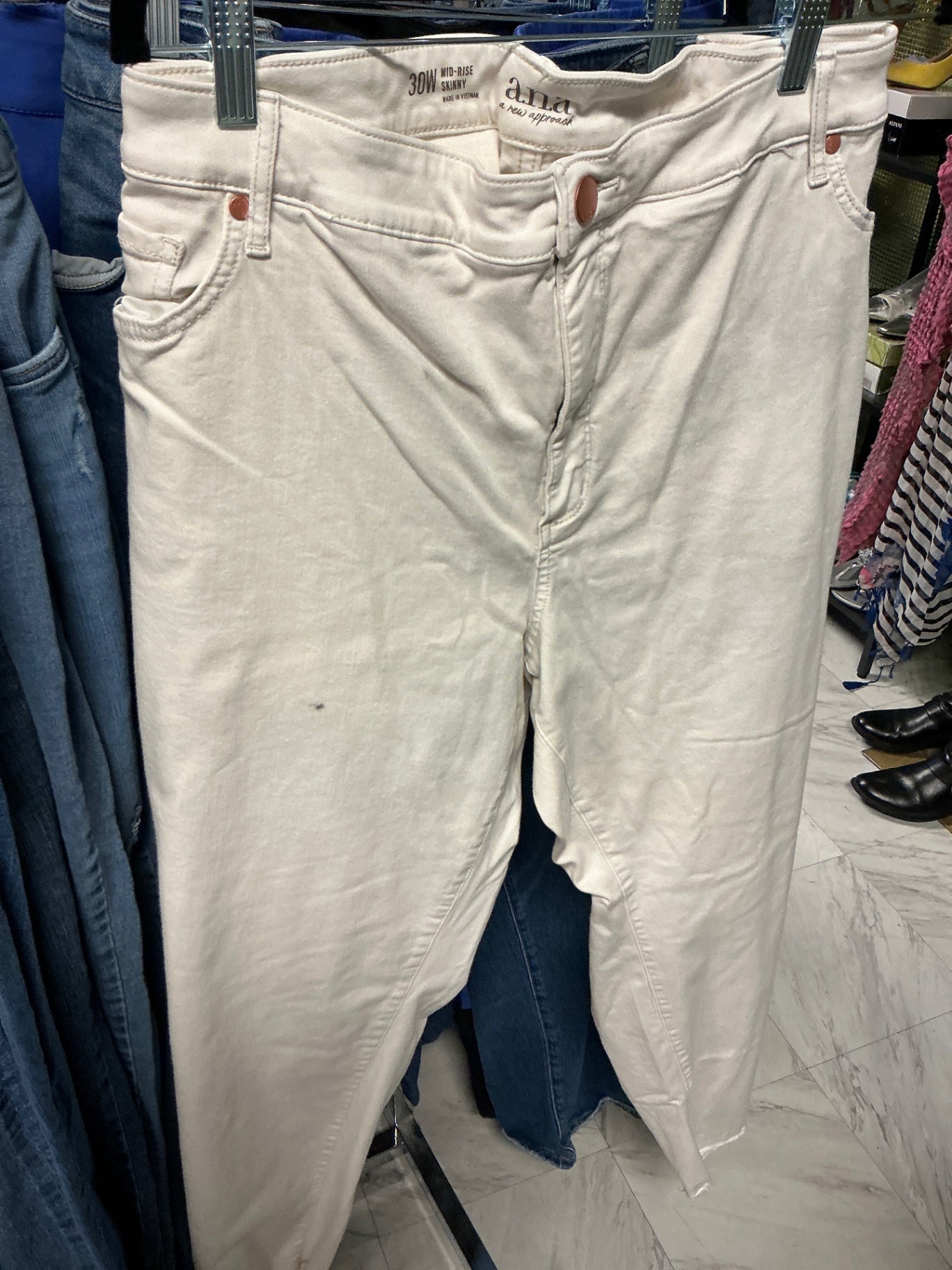 a.n.a Jeans 30 White