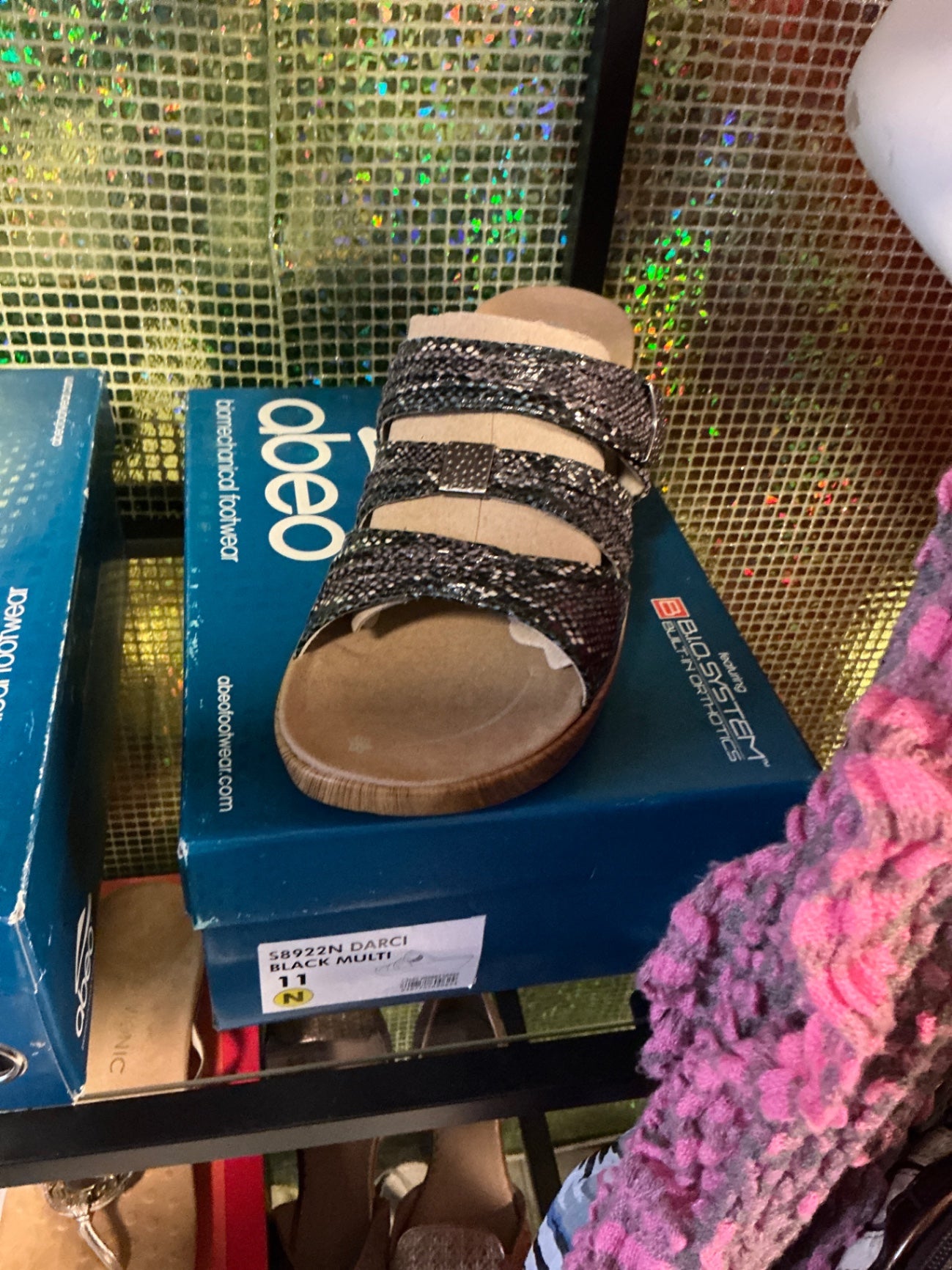 Abeo Sandals - Black - 11