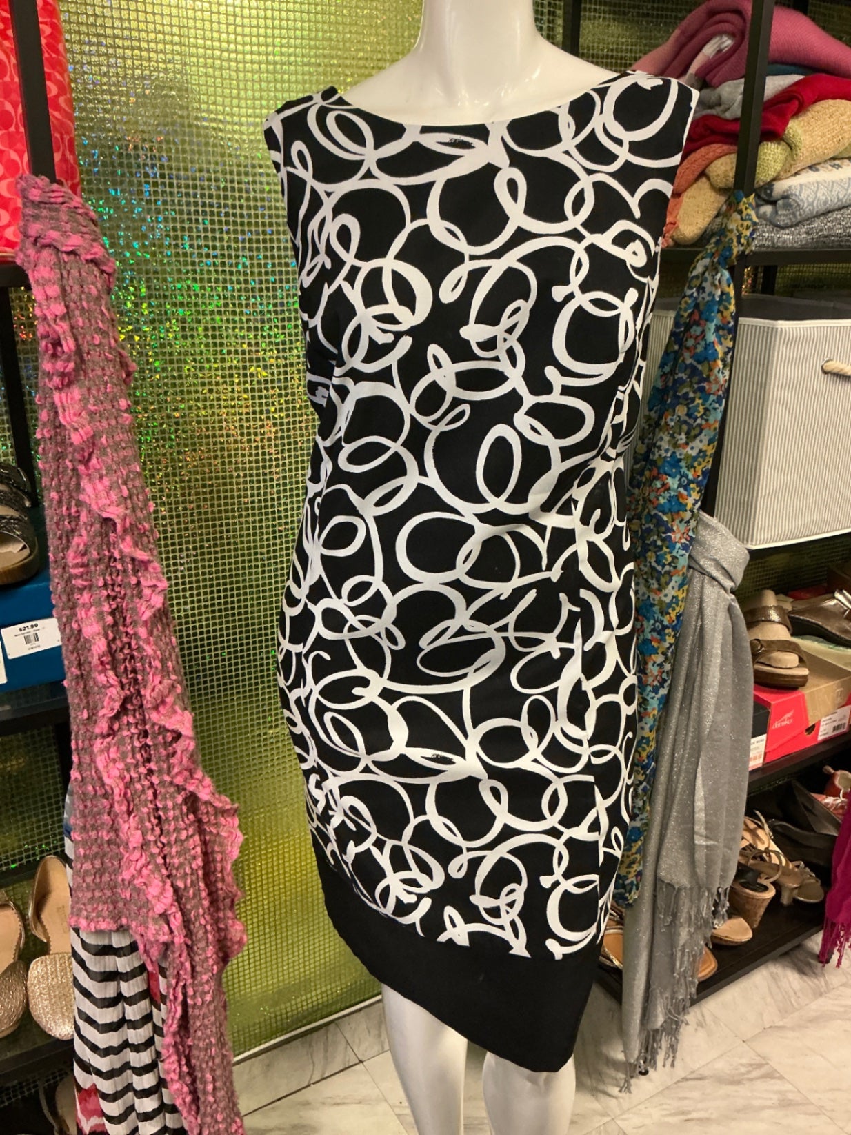 AGB Dress Woman Dress - Black and White - 20W