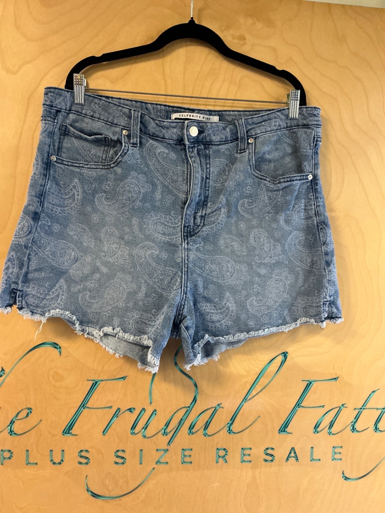 Celebrity Pink Shorts - Gray - 21/35