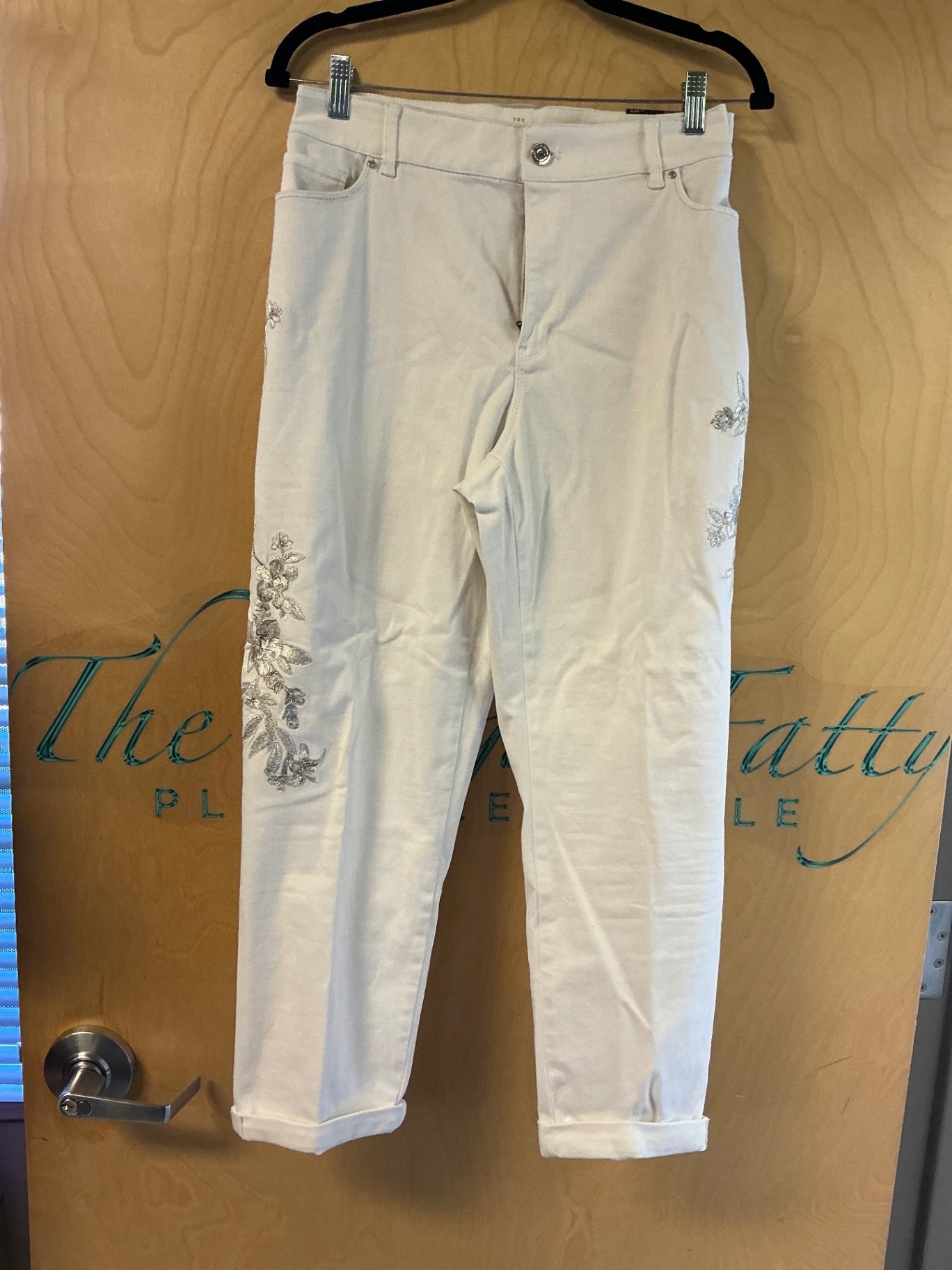 White House Black Market Pants - White w/ Silver Embroidery - 18W NWT