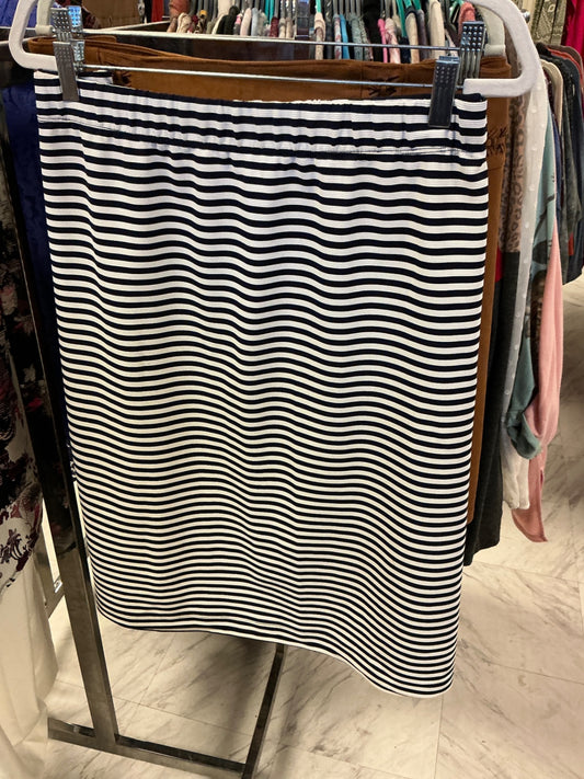 Cato Skirt 22/24 Black and White NWT