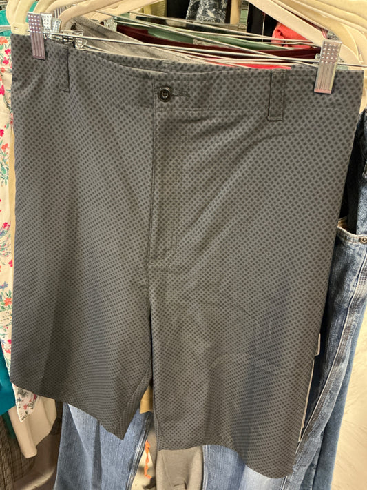Ben Hogan Shorts 44 Gray