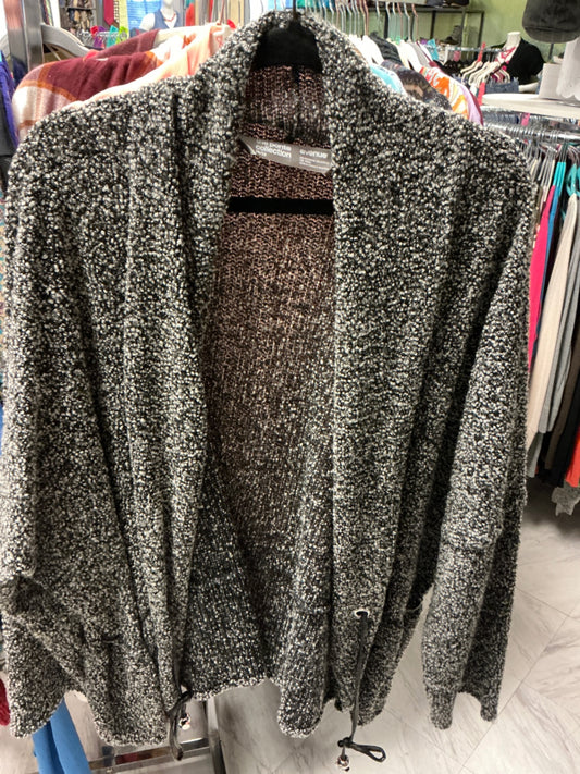 Avenue Cardigan 30/32 Black and White