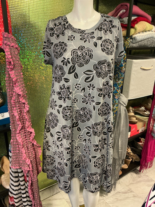 Candalite Woman’s Dress - Gray and black - 1X