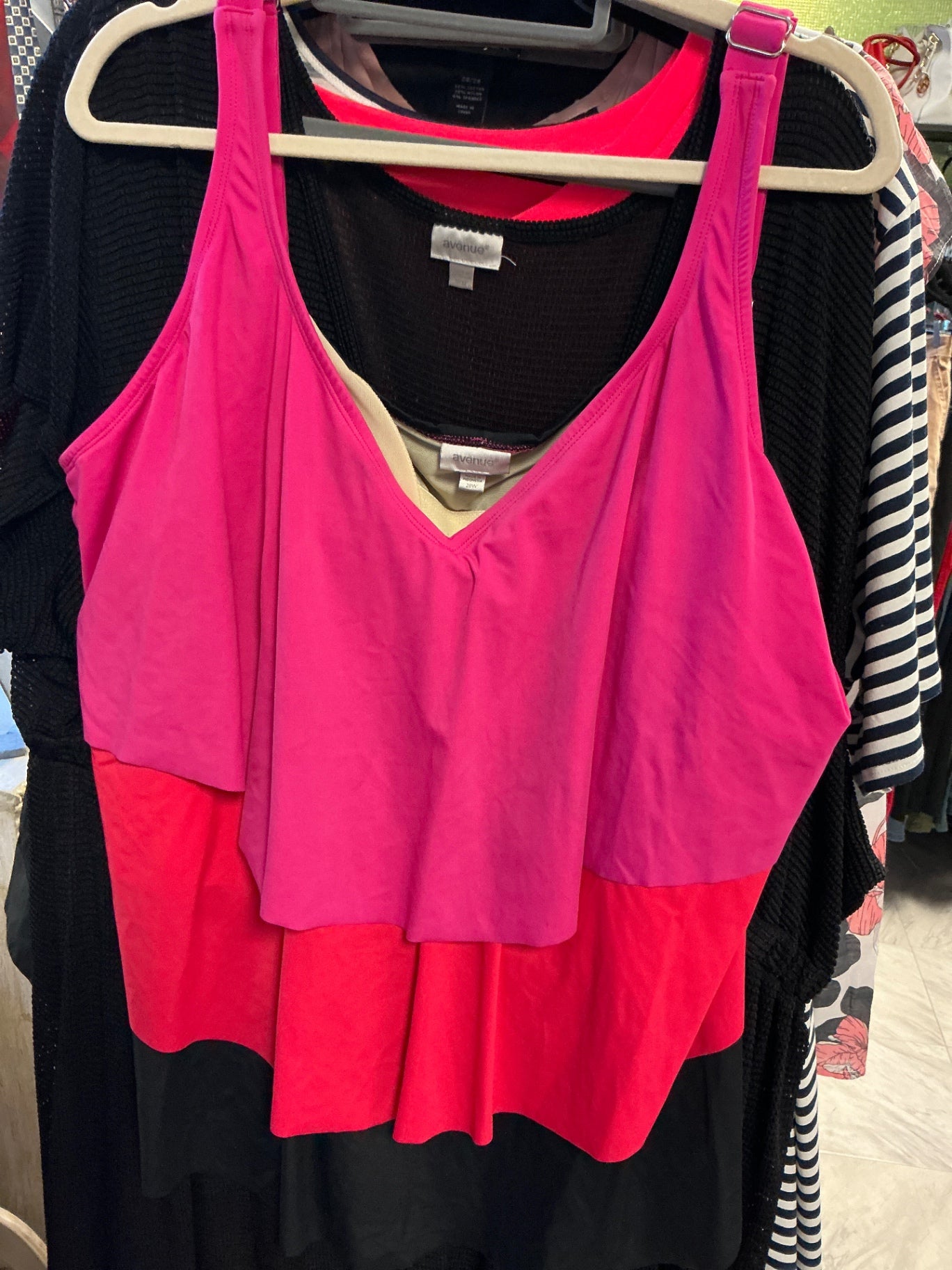 Avenue Tankini - Pink and red - 28W