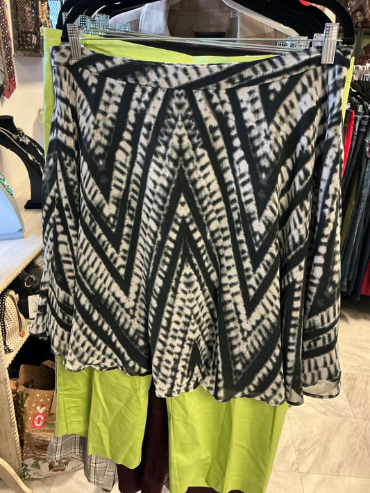 Calvin Klein Skirt - Black and White - 14