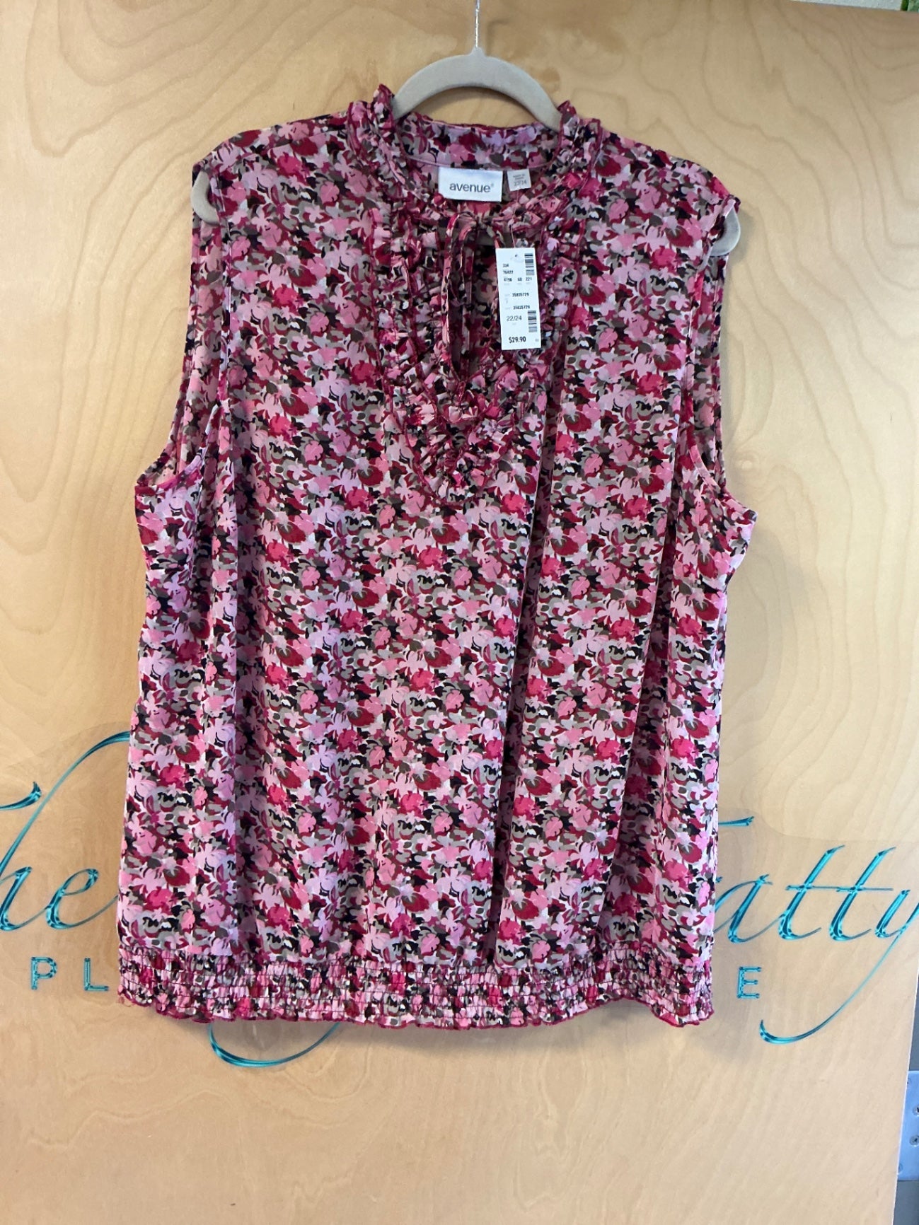 Avenue Sleeveless Blouse - Pink multicolor - 22/24 NWT