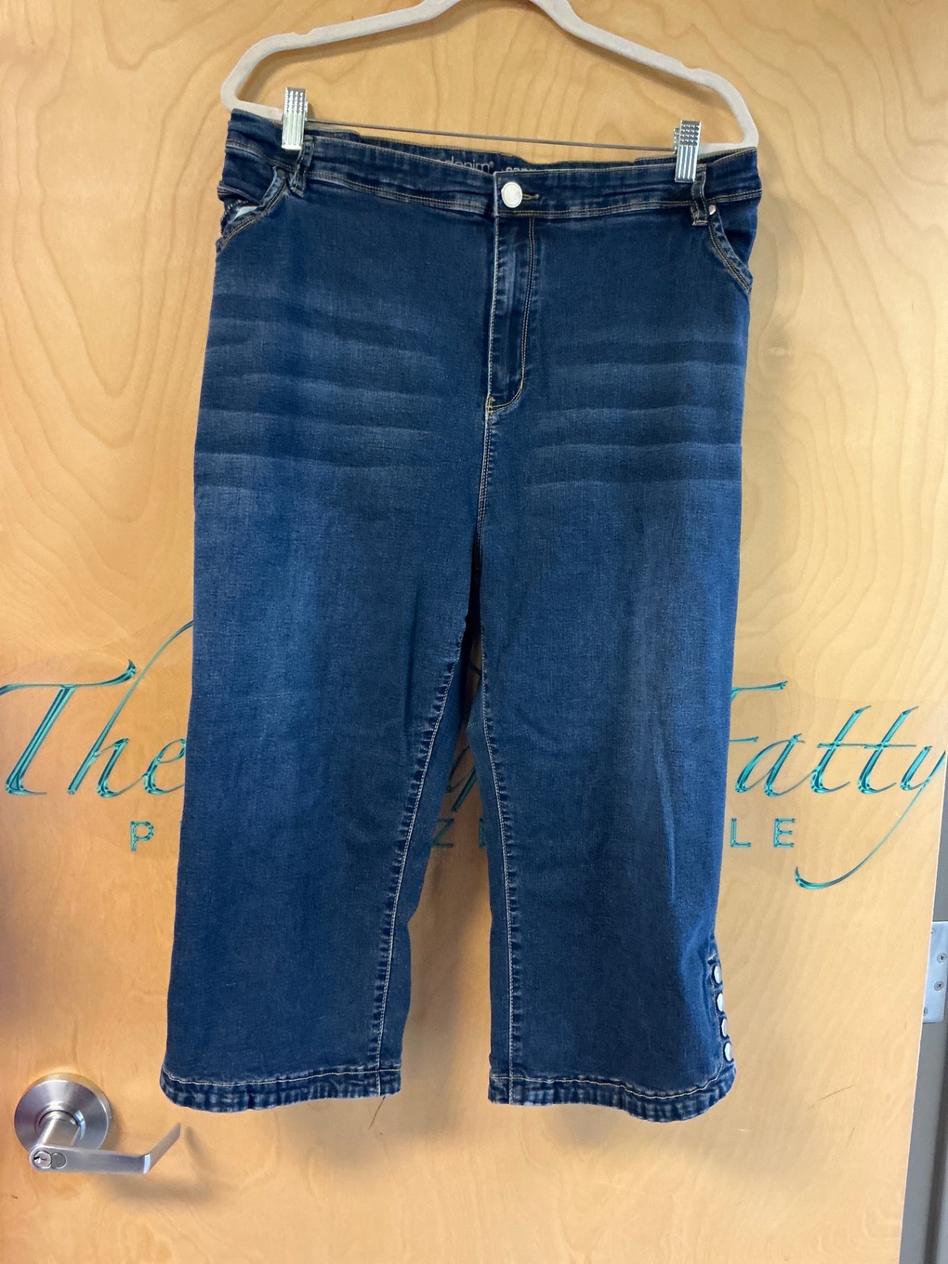 Avenue Capri Jeans - Dark Blue - 32A