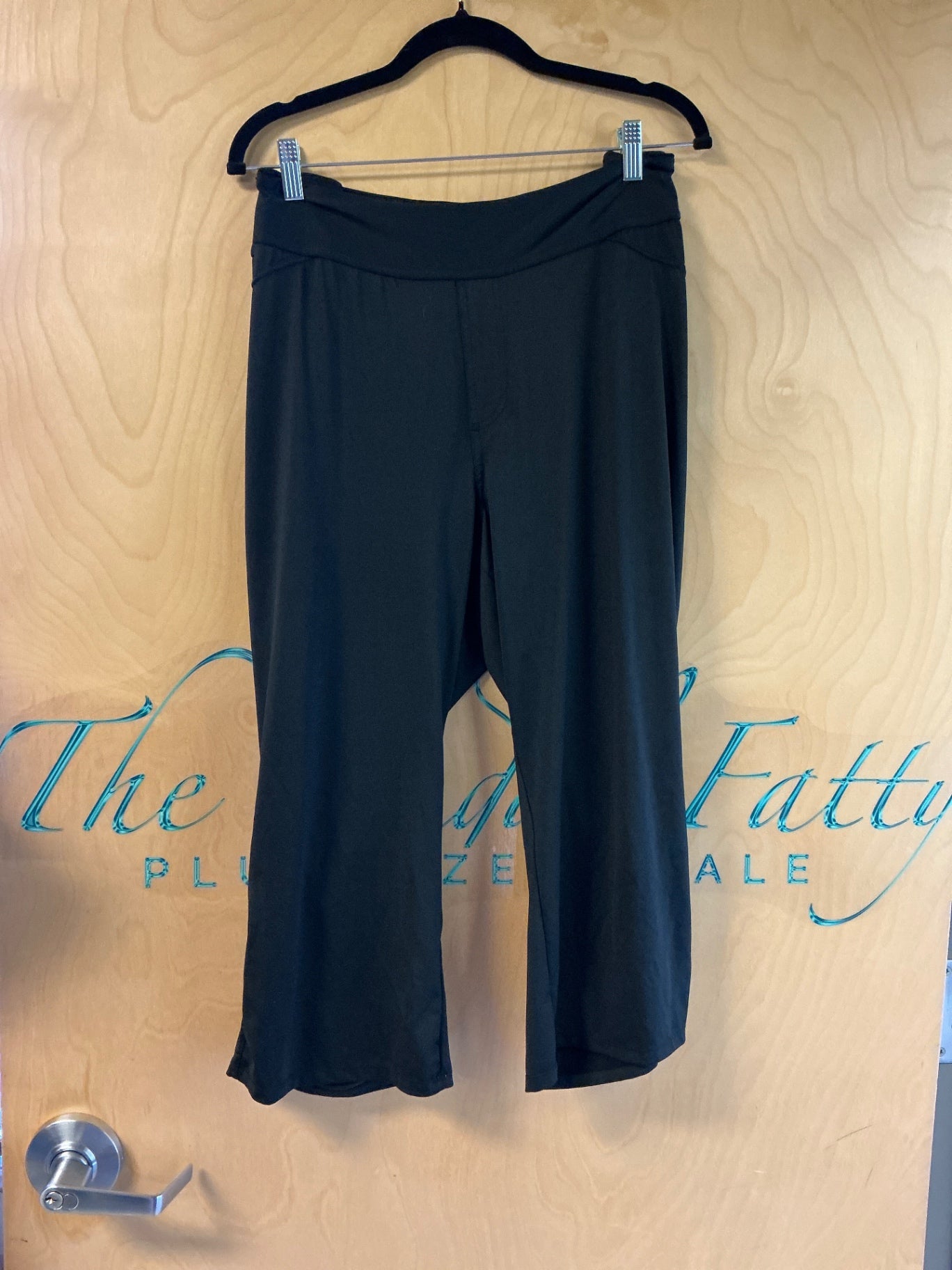 Athletic Capri - Black - 1X