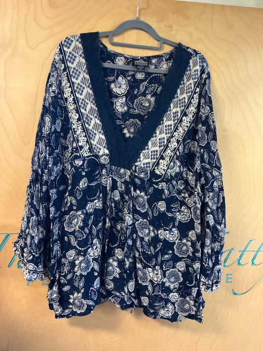 Angie Blouse - Navy blue and white - 1X